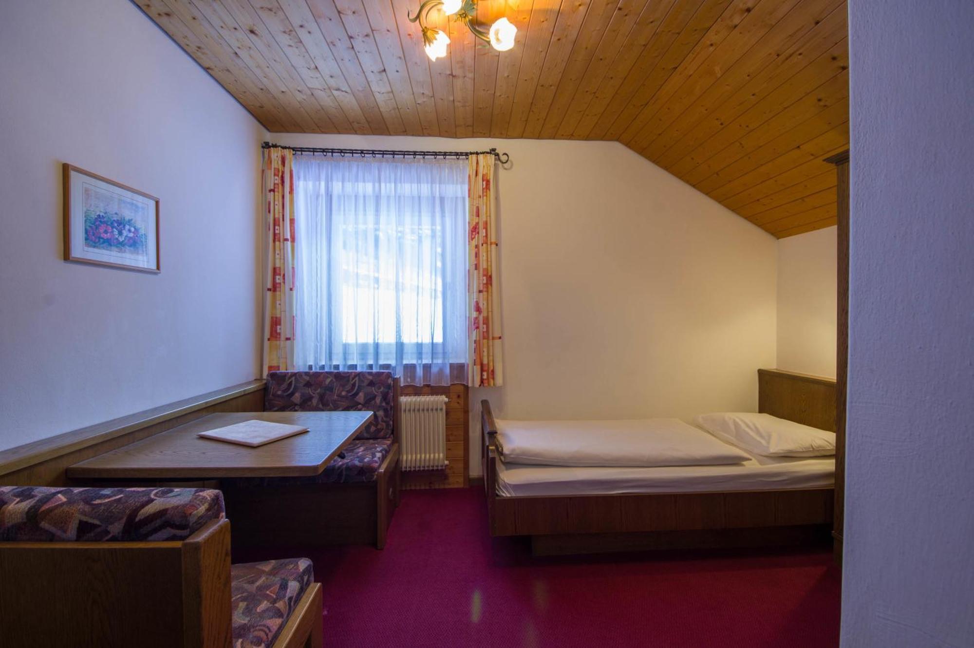 Gasthof Loewen Nova Levante Quarto foto